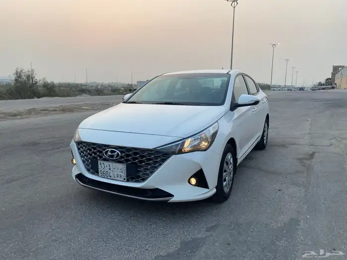 للبيع اكسنت 2023 0