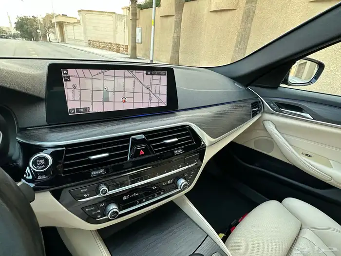 بي ام 520 كت M بدي وكاله داخل ابيض دايمند 2021 17