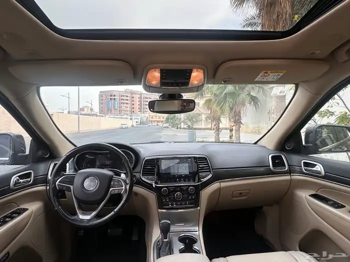 جيب جراند شيروكي2019ليمتيد دبلV6 بانوراما فل كامل نضيف مصين 22