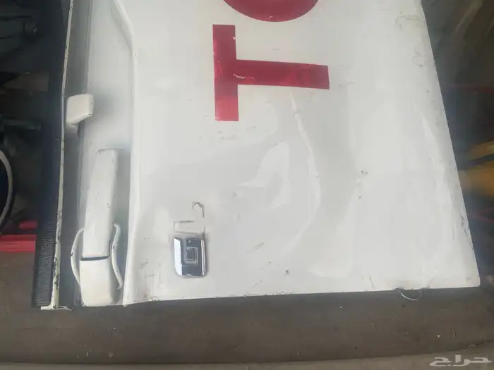 باب صندوق هايلكس 2016 2