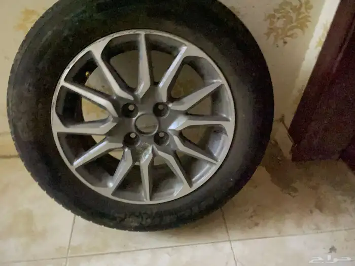 جنط يارس 2025 اصلي وكالة 3