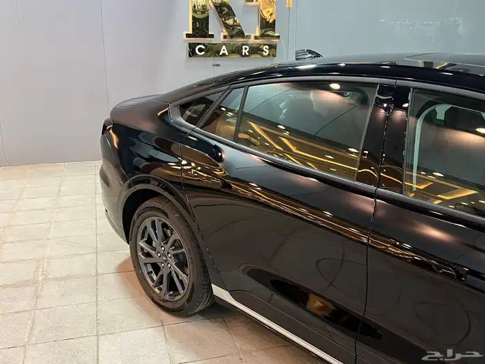 فورد تورس امبيانتي 2026 صيانه مجانيه 3