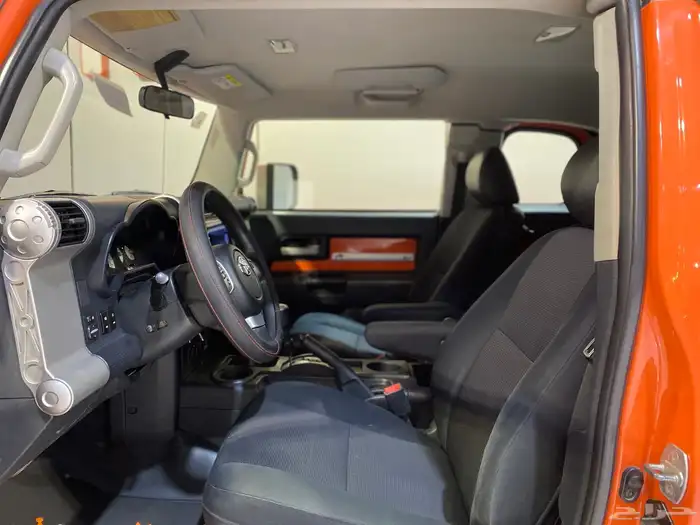 تويوتا FG 2013 بحالة نظيفة جدا جدا 18