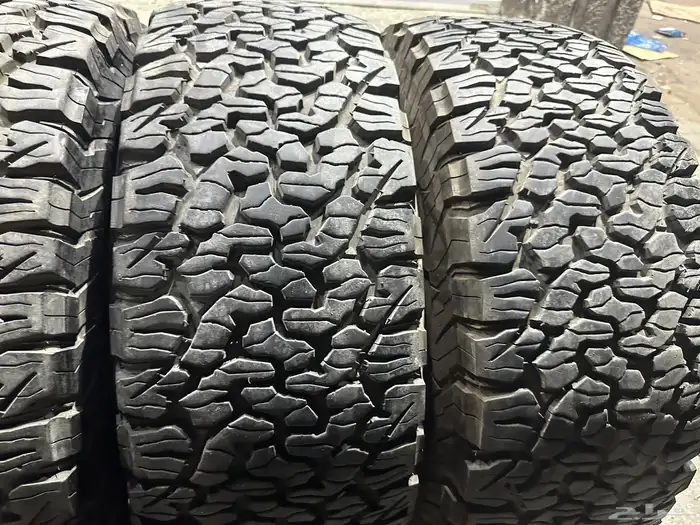 كفرات بي اف امريكي نص حجري مقاس 315 70 17 40