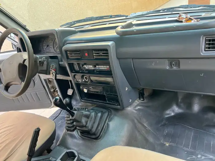 باترول نيسان 90 بدي بلاده وتم ذكر الملاحضات في الصور 16