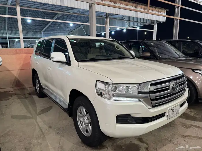 للبيع تويوتا لاندكروزر 2021 جكسار 8 سلندر 1