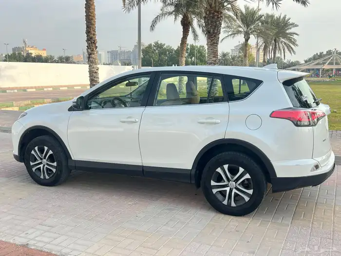 تويوتا راف فور 2018 7