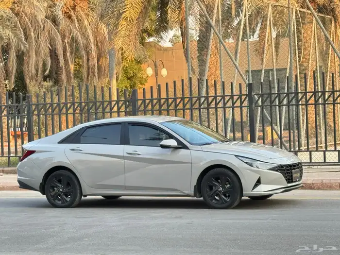 هيونداي النتره نص فل حجم المكينه 2000 2023 11