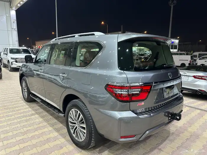 نيسان بترول بلاتينيوم موديل 2021 فل كامل نظيف 28