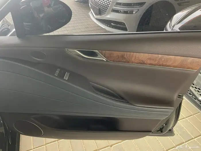 جينسس 2021 -G80 ( بنزين ) 2.5L 14