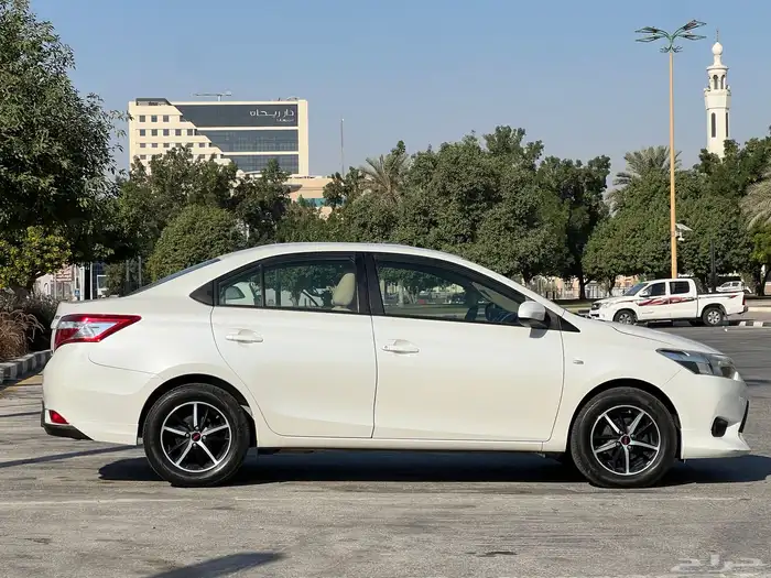 تويوتا يارس موديل 2017 ليمتدد 12