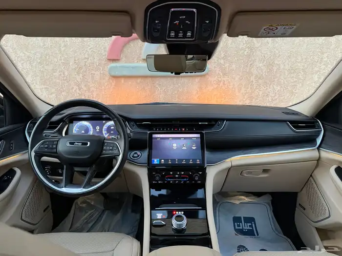 جيب جراند شيروكي ليمتد موديل 2022 وكالة 30