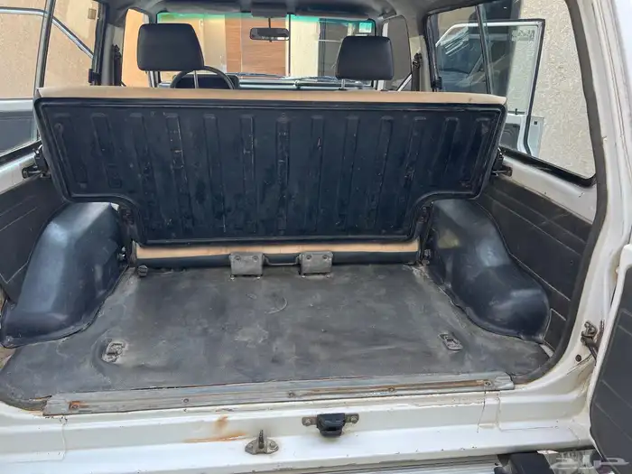 باترول نيسان 90 بدي بلاده وتم ذكر الملاحضات في الصور 26