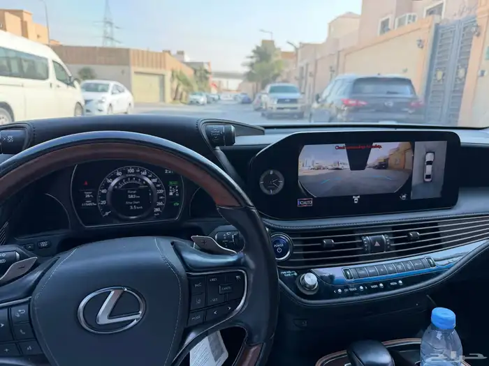 للبيع لكزس 2022 نظيفه 0