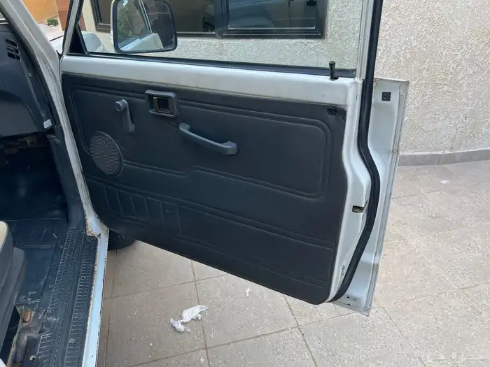 باترول نيسان 90 بدي بلاده وتم ذكر الملاحضات في الصور 19