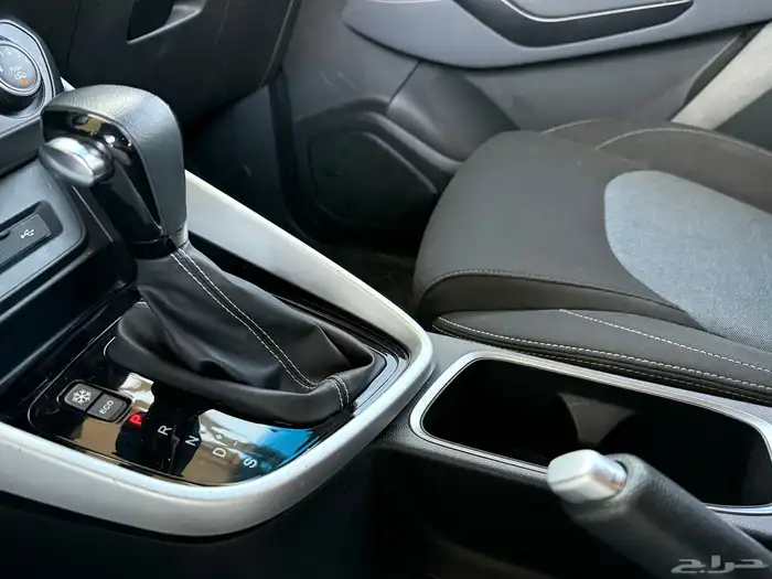 كابتيفا 2023 عداد 44 الف فقط 15