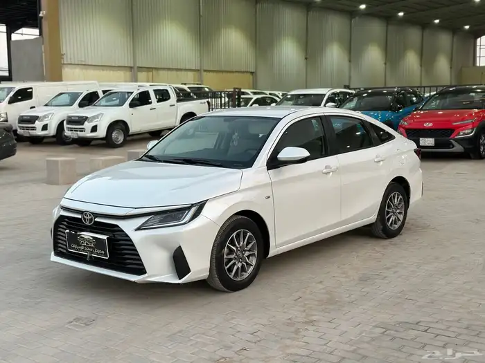 تويوتا يارس 2023 3