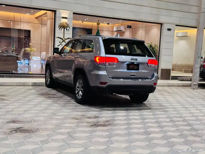 شيروكي لمتد فل كامل نظيف جدا سعودي 2