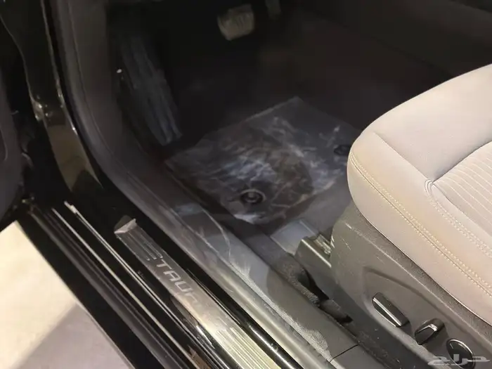 فورد تورس 2022 امبيانتي عداد قليل نظيف جدا 12