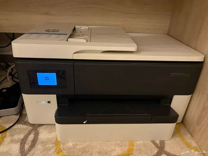 شاشة Lg مكسوره وطابعة hp 7