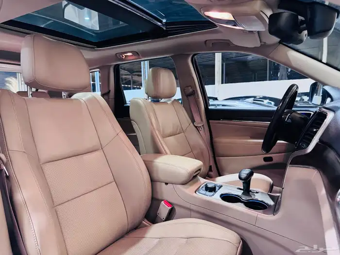 شيروكي لمتد فل كامل نظيف جدا سعودي 10