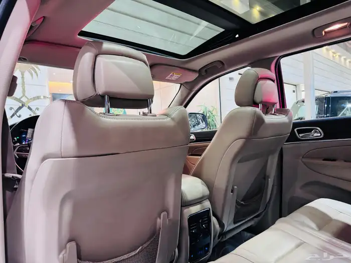 شيروكي لمتد فل كامل نظيف جدا سعودي 7