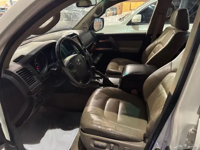 للبيع لاندكروزر فكسار موديل 2010 5