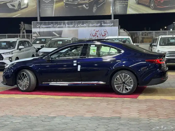 تويوتا   كامري جراندي بنزين 2025 جديد سعودي 140.300 شامل 7