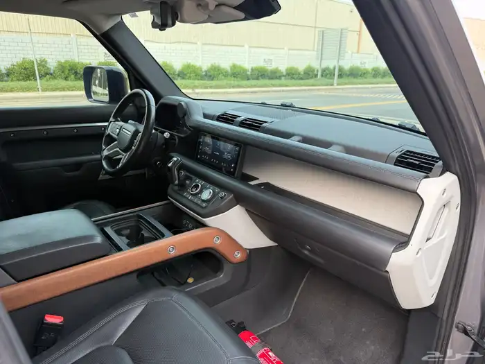 ديفندر HSE P400 2020 - ناغي سعودي 21