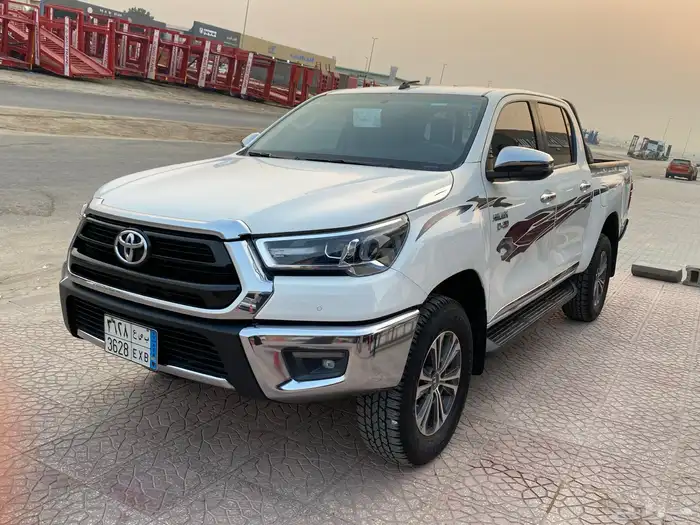 تويوتا هايلوكس موديل 2023 فل كامل سعودي ديزل مكيه 2.8 2