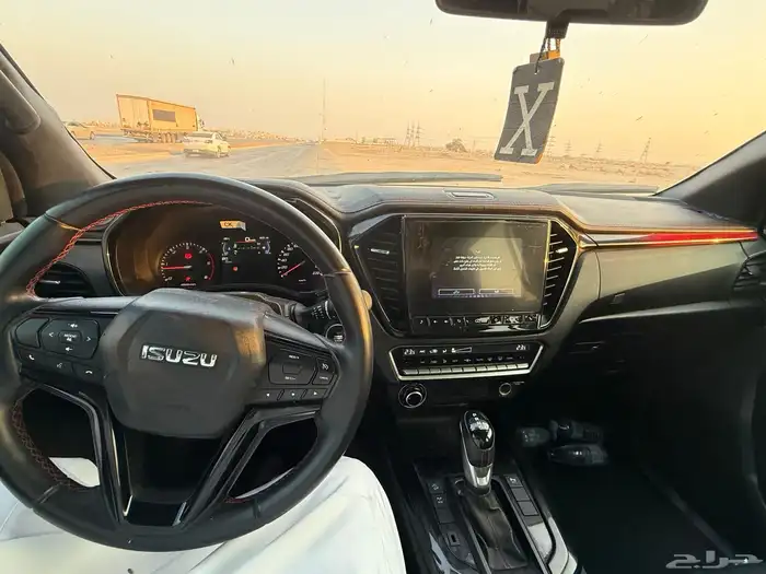 اسوزو 2023 . تماتيك دبل فل 0