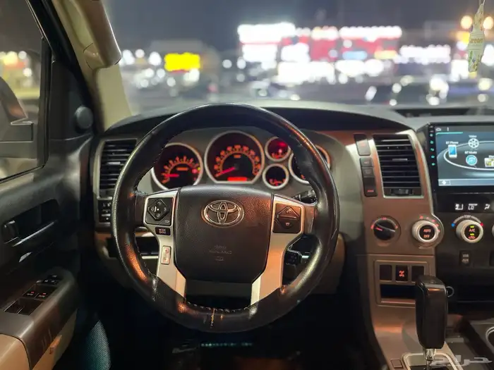 تويوتا سيكويا 2015 دبل 9