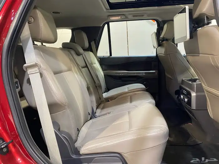 فورد اكسبديشن 2019 XLT بحالة ممتازة جدا 21