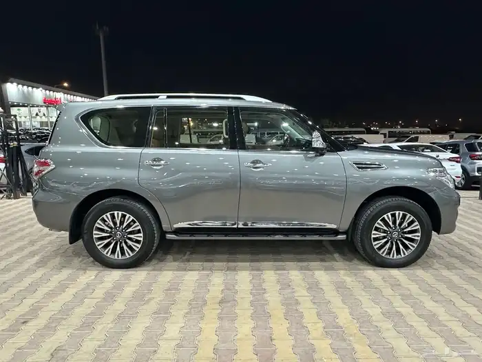 نيسان بترول بلاتينيوم موديل 2019 فل كامل 6 سلندر 4