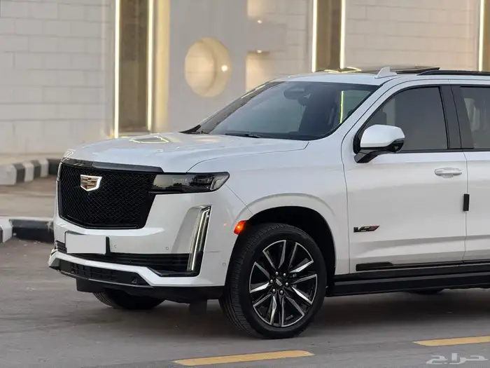 اسكاليد 2021 بلاك اديشن قصير 11