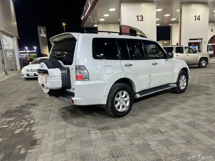 ميتسوبيشي باجيرو 2014 19