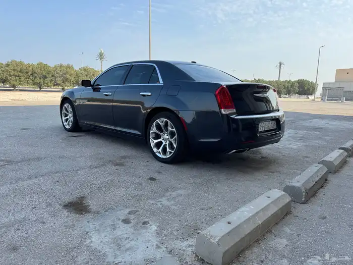 كرايسلر 2018 فل كامل للبيع 2