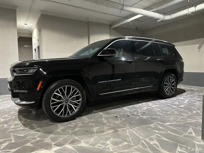 جيب جراند شيروكي 5