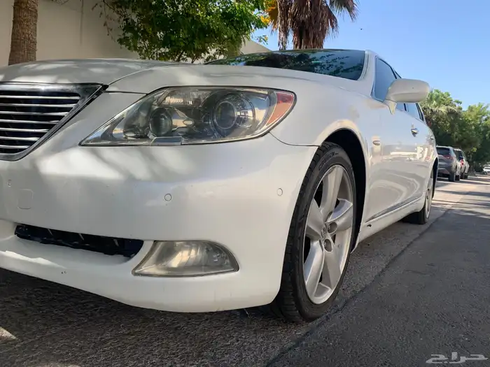 لكزس LS460L لارج V8 شفط نضيف للمستخدم 32