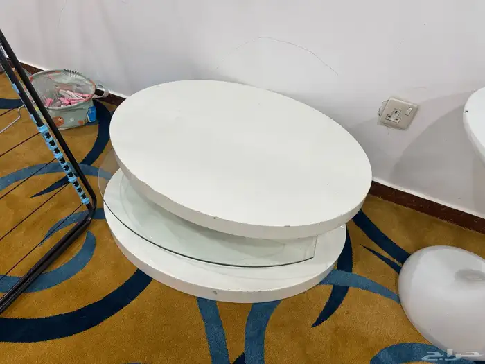 طاولات اللون ابيض وقاعدة تلفاز وفخمه وموديل جديد 0