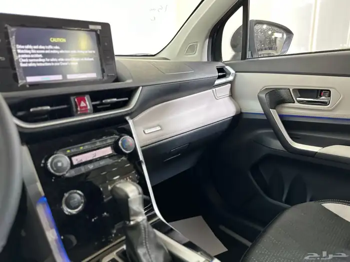 تويوتا فيلوز GLX م 2025 9