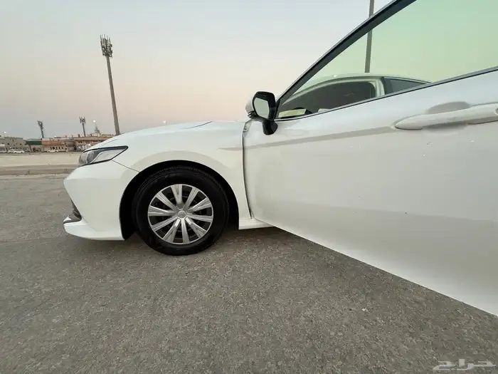 تويوتا كامري 2020 سعودي قمه بنضافه مالك واحد 31