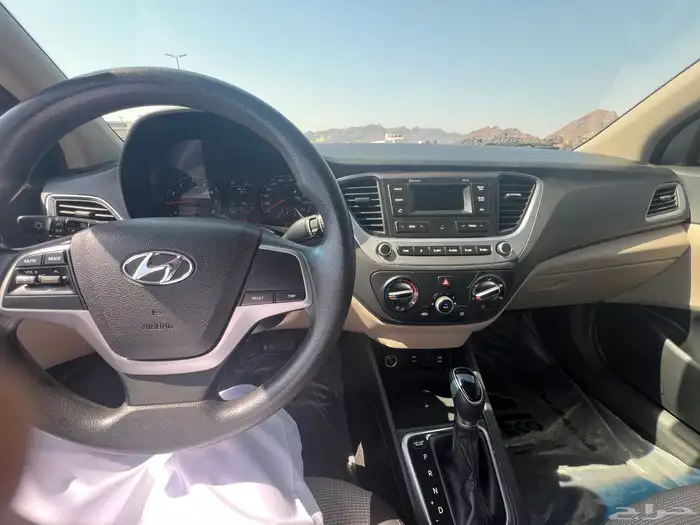 أكسنت موديل 2021 حالة ممتازة 12