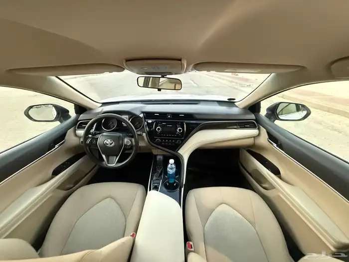 تويوتا كامري 2020 سعودي قمه بنضافه مالك واحد 23