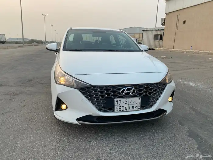 للبيع اكسنت 2023 8