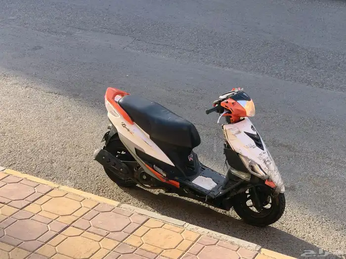 السلام عليكم اعرض لكم دباب بطه مشكلته مكينه حدي فيه 300 2