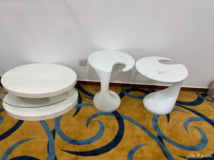 طاولات اللون ابيض وقاعدة تلفاز وفخمه وموديل جديد 1