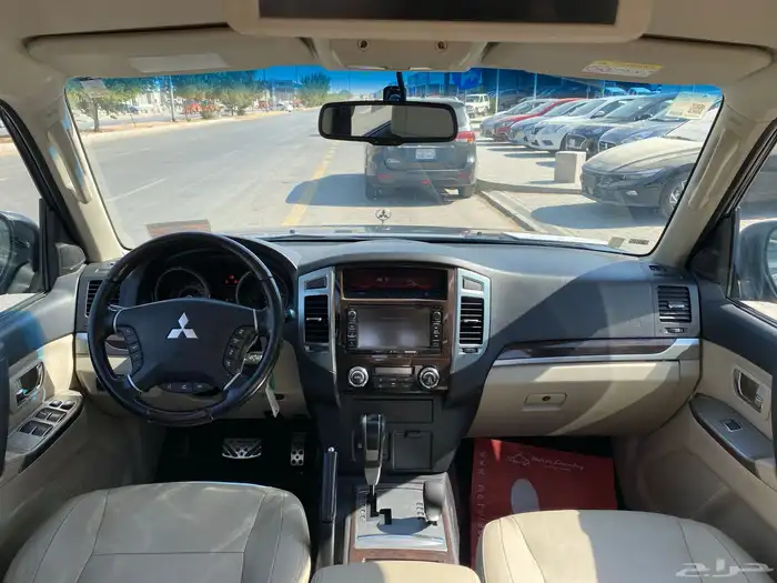 باجيرو GLS V6 فل العلامه الذهبيه 2020 مالك اول بدي وكاله 13