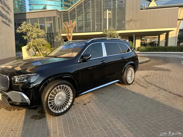 GLS600 MAYBACH 2023 مخزن 11