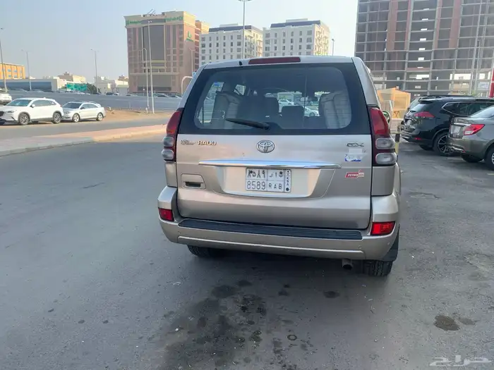 للبيع تويوتا برادو 2004   ذهبي   قير عادي 3